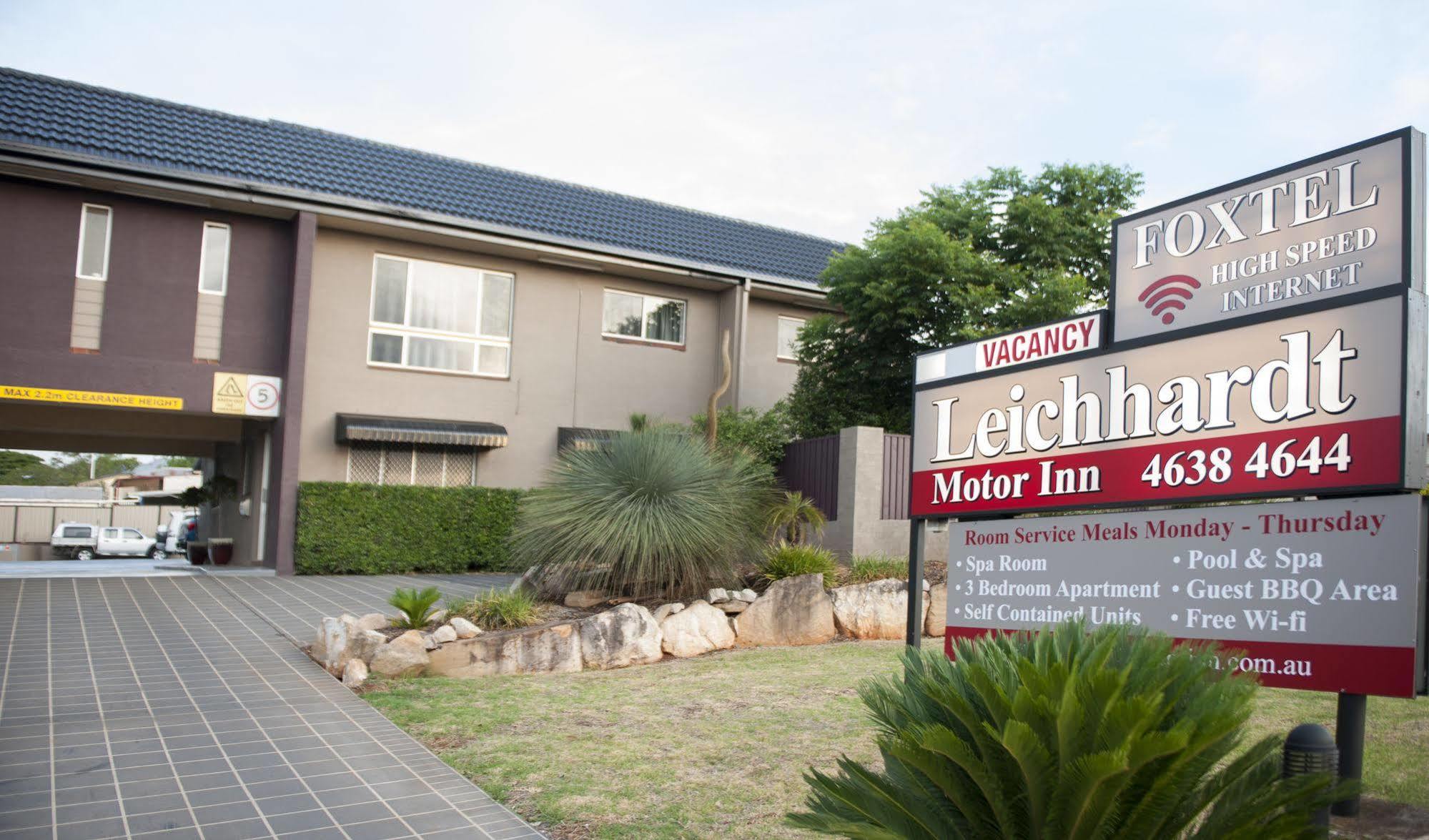 Leichhardt Motor Inn Тувумба Экстерьер фото